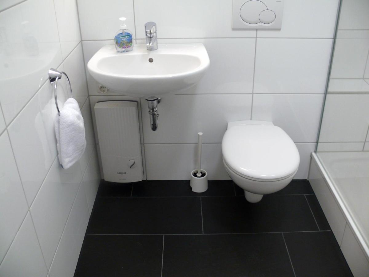 Apartments Jahnstrasse Dusseldorf Bilik gambar